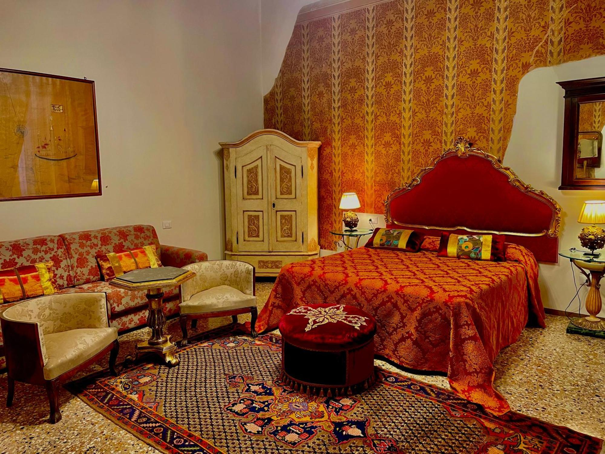 Console Palais Hotel Венеция Екстериор снимка