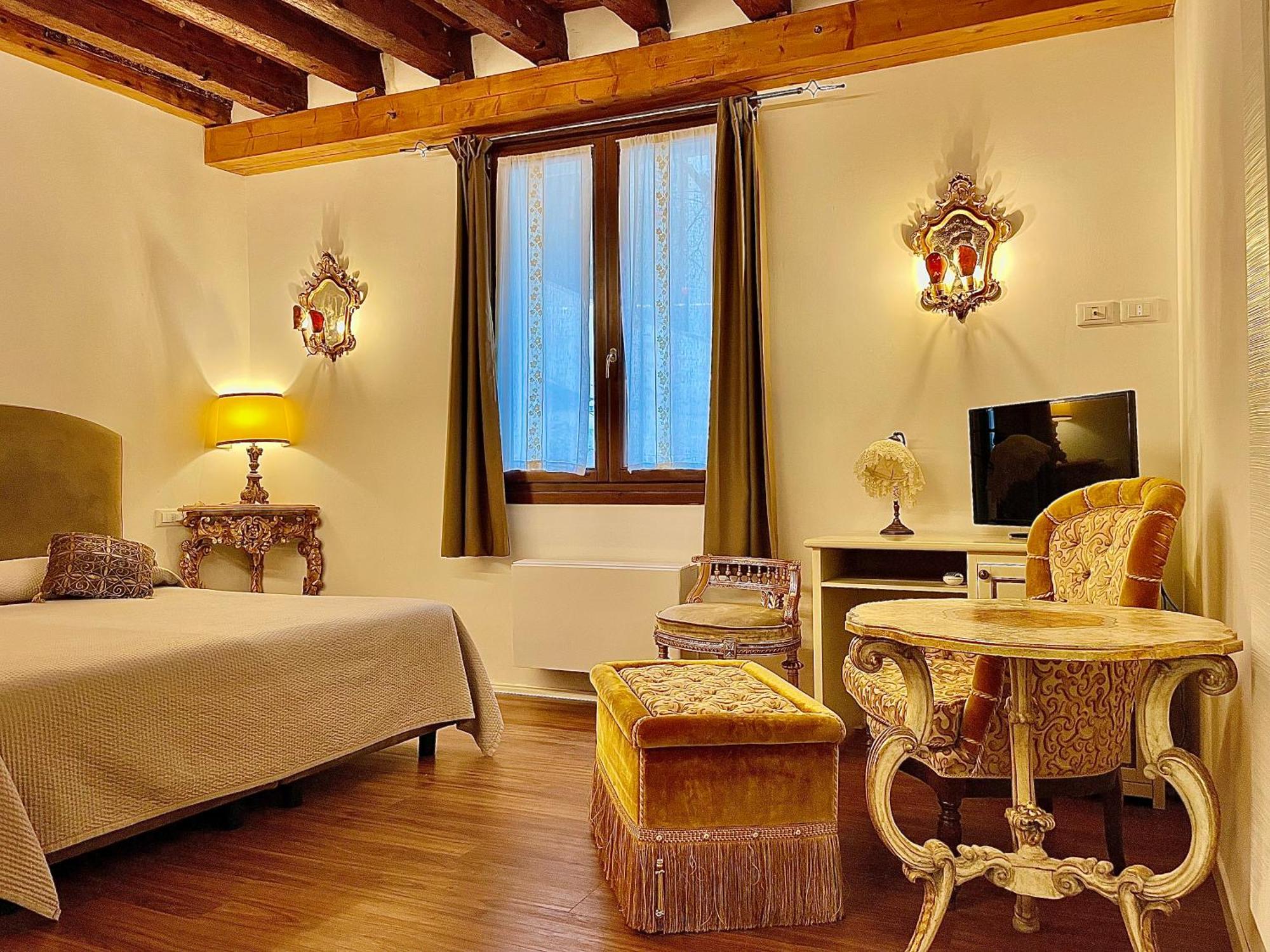 Console Palais Hotel Венеция Екстериор снимка