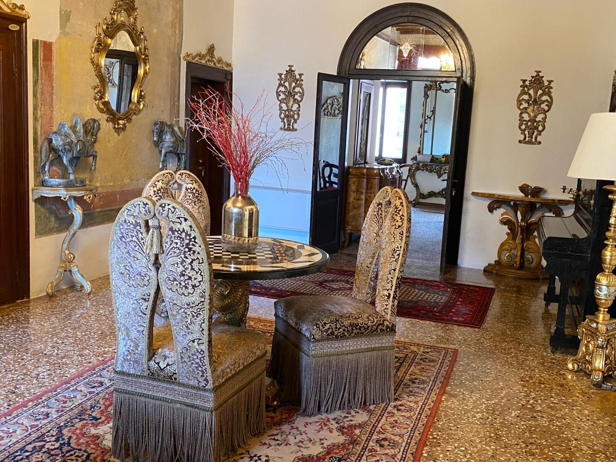 Console Palais Hotel Венеция Екстериор снимка